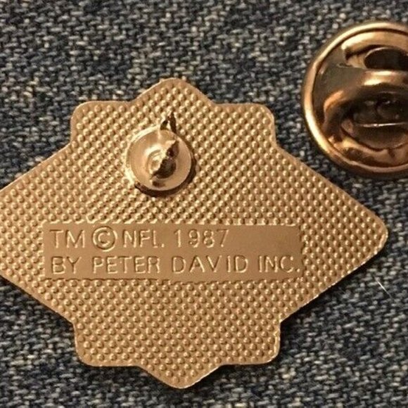 2 Washington Redskins Pins ~ Super Bowl 22 ~ XXII~World Champions~NFL ~ Broncos - Picture 6 of 6